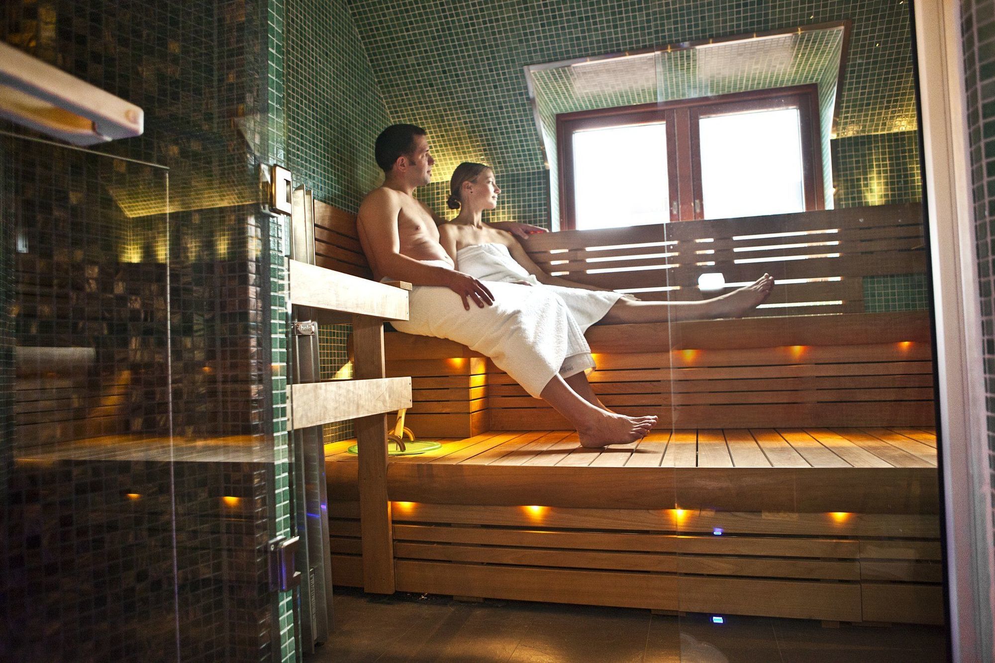 Hotell Heden 4*